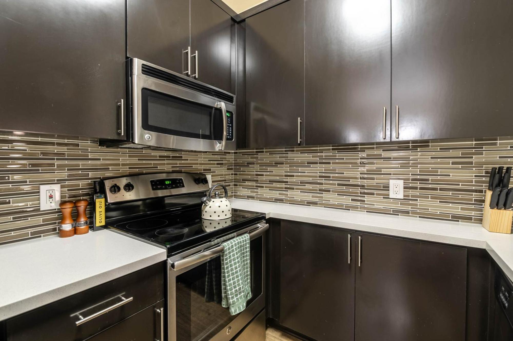Cozy 1bd In Mdr! Free Parking And Pool!
