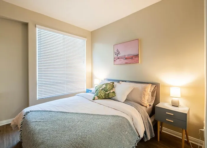 Cozy 1Bd Apt In Mdr! Free Parking And Pool!