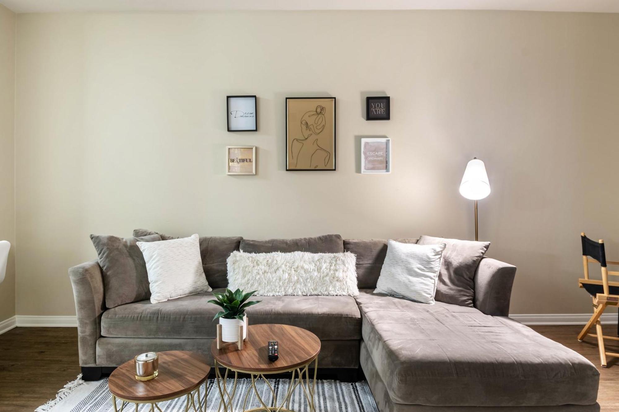 Cozy 1bd In Mdr! Free Parking And Pool! Los Angeles
